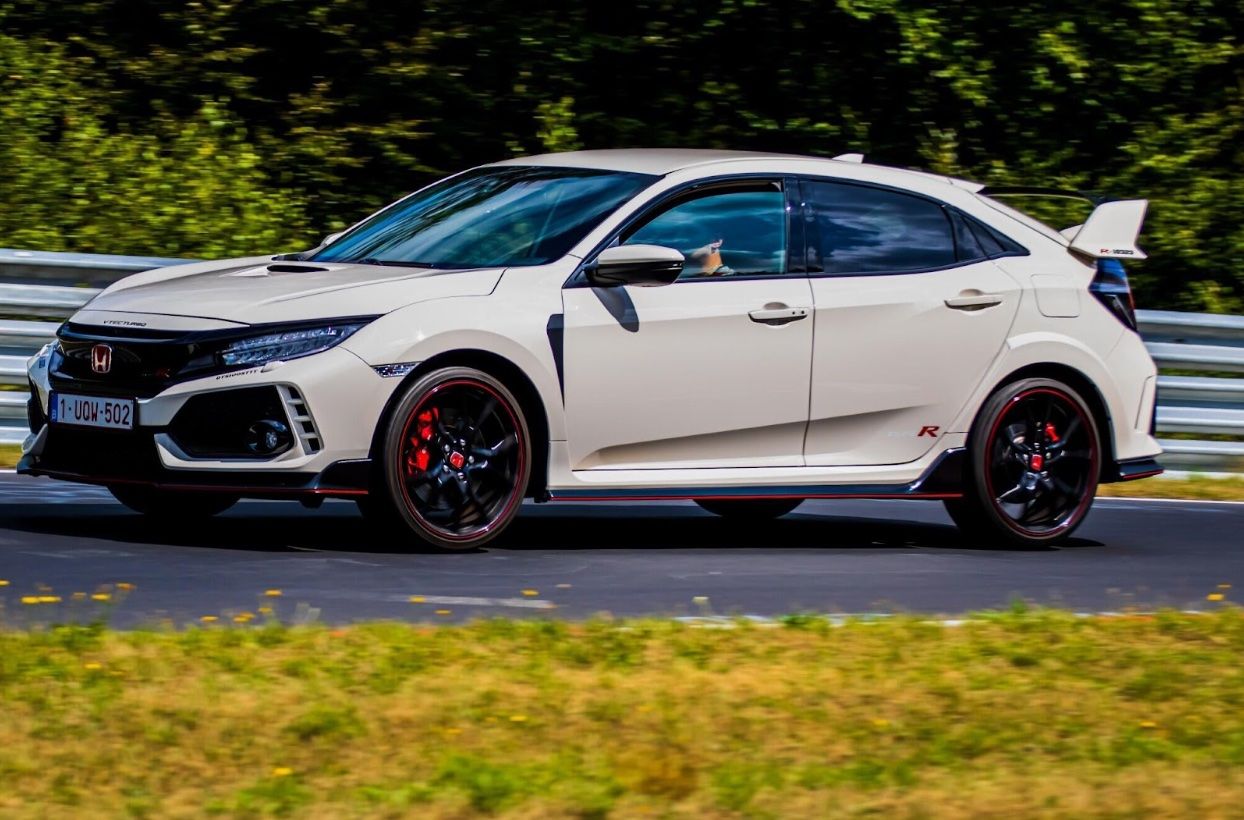 Silver, Black, or White Honda Civic? How To Select a Suitable Color