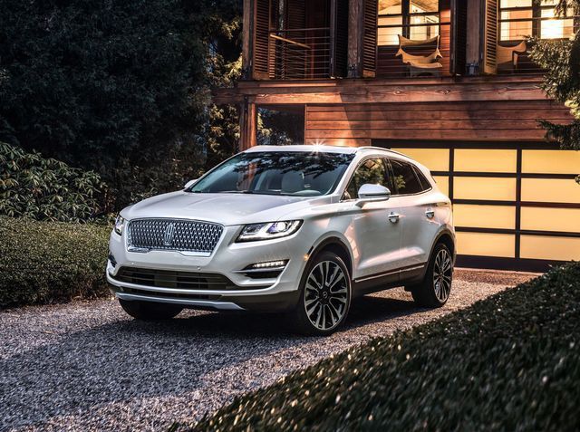 Lincoln MKC Banner