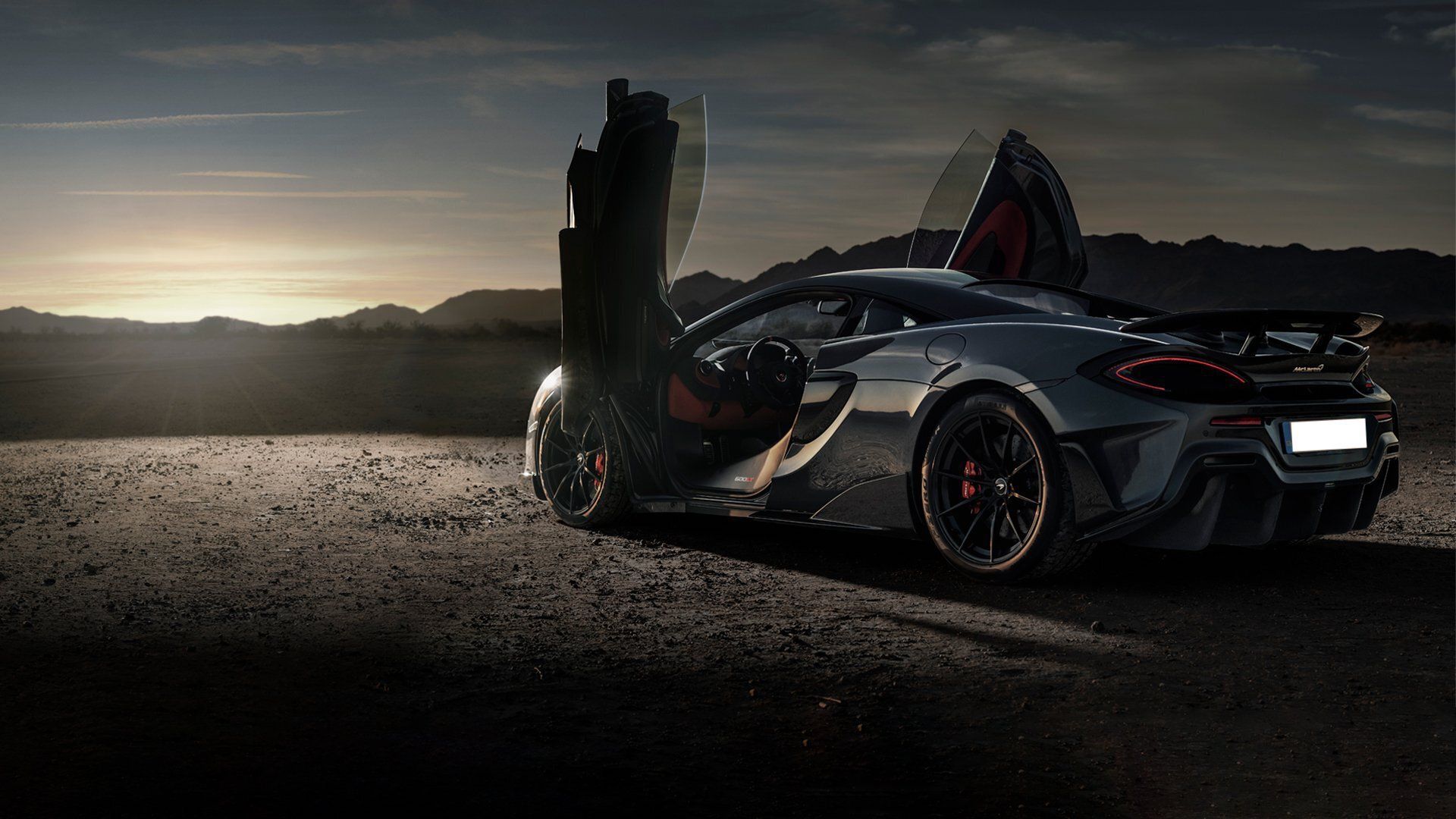 McLaren 600LT Banner