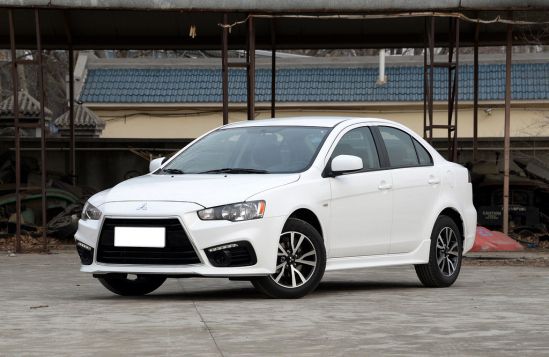 Mitsubishi Lancer EX